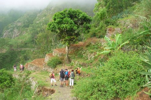 Cap-Vert, Santo Antão - chemins des porteurs d'eau