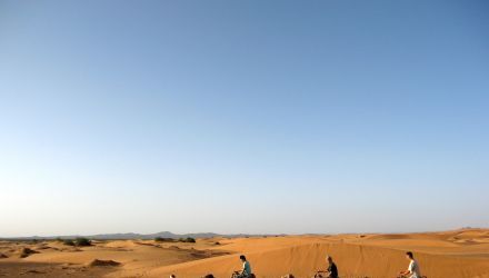 Cirque de Zireg : une méharée en terre nomade