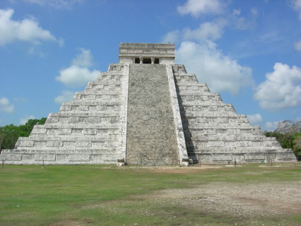  Mundo Maya: les cités d'une civilisation millénaire