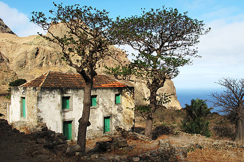 Trois îles : Fogo, Santo Antão, Sao Vicente 